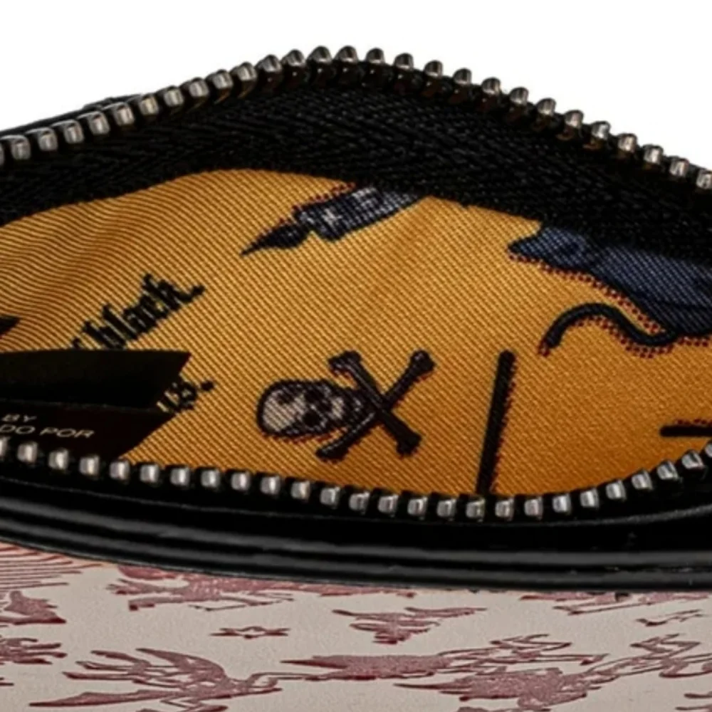 Loungefly Disney Hocus Pocus Binx Candle Cardholder